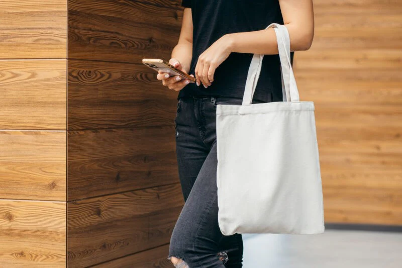 clean canvas tote bag