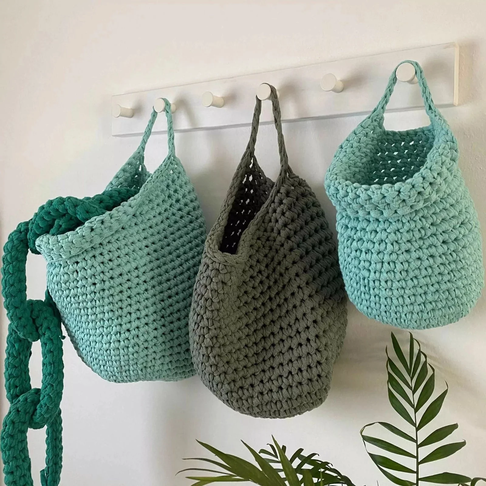 hanging storage bag