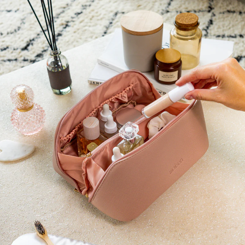 travel makeup bag